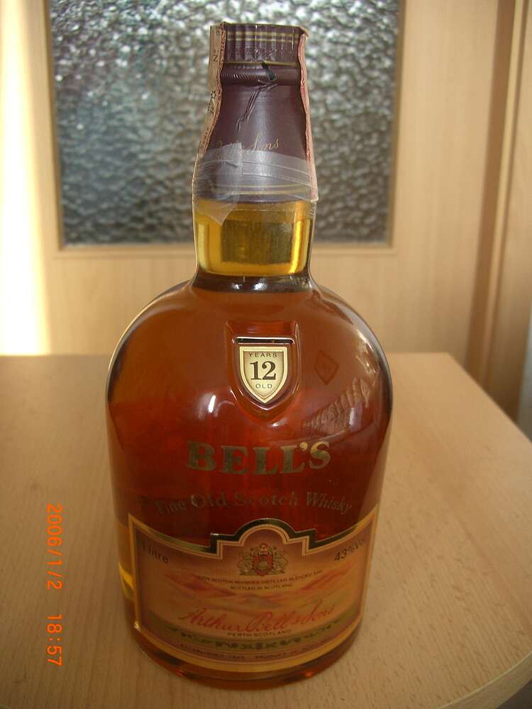 Bells 12 Years Fine Old Scotch Whisky 